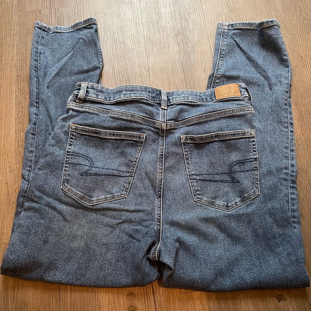 American Eagle Stretch Mom Jean